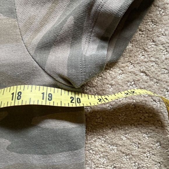 Natural Reflections Camouflage Short Sleeve dress. . Size Large. - Picture 5 of 9